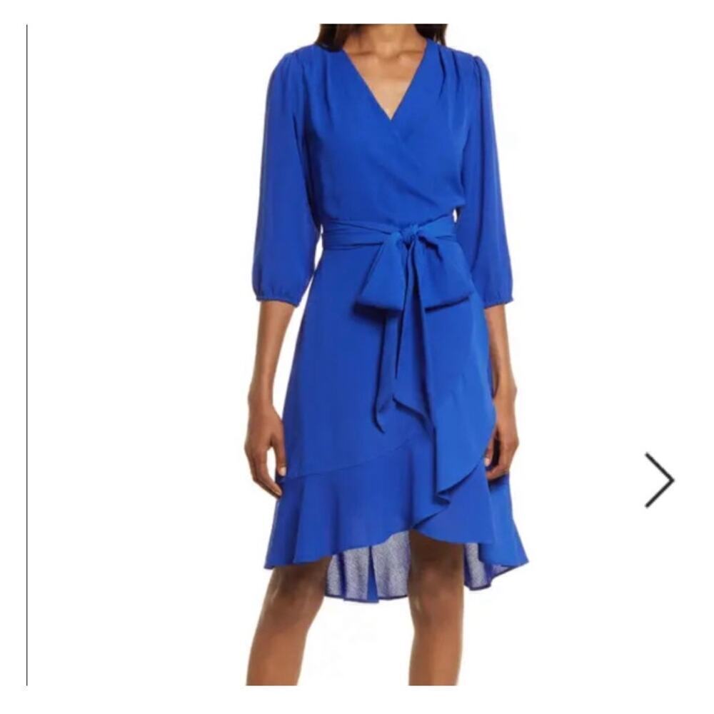 CHELSEA28   Twirl Faux Wrap Dress In Blue Surf size Medium